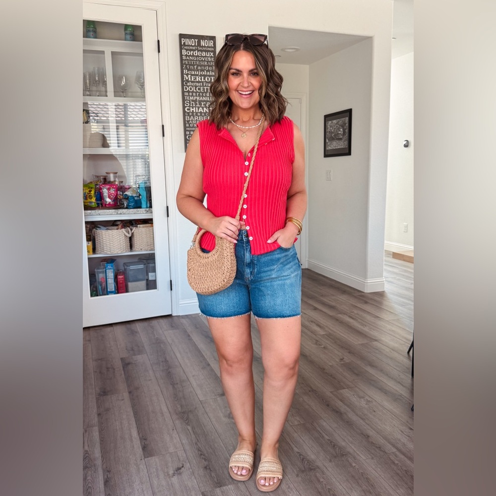 Women’s curvy Denim Shorts